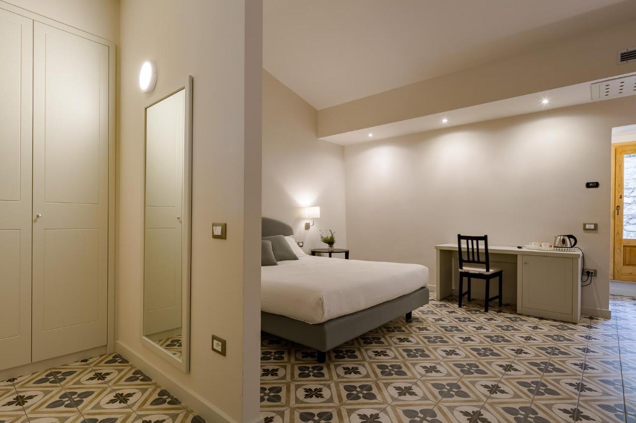 Masseria Agriturismo Torre Di Albidona Требизаче Екстериор снимка