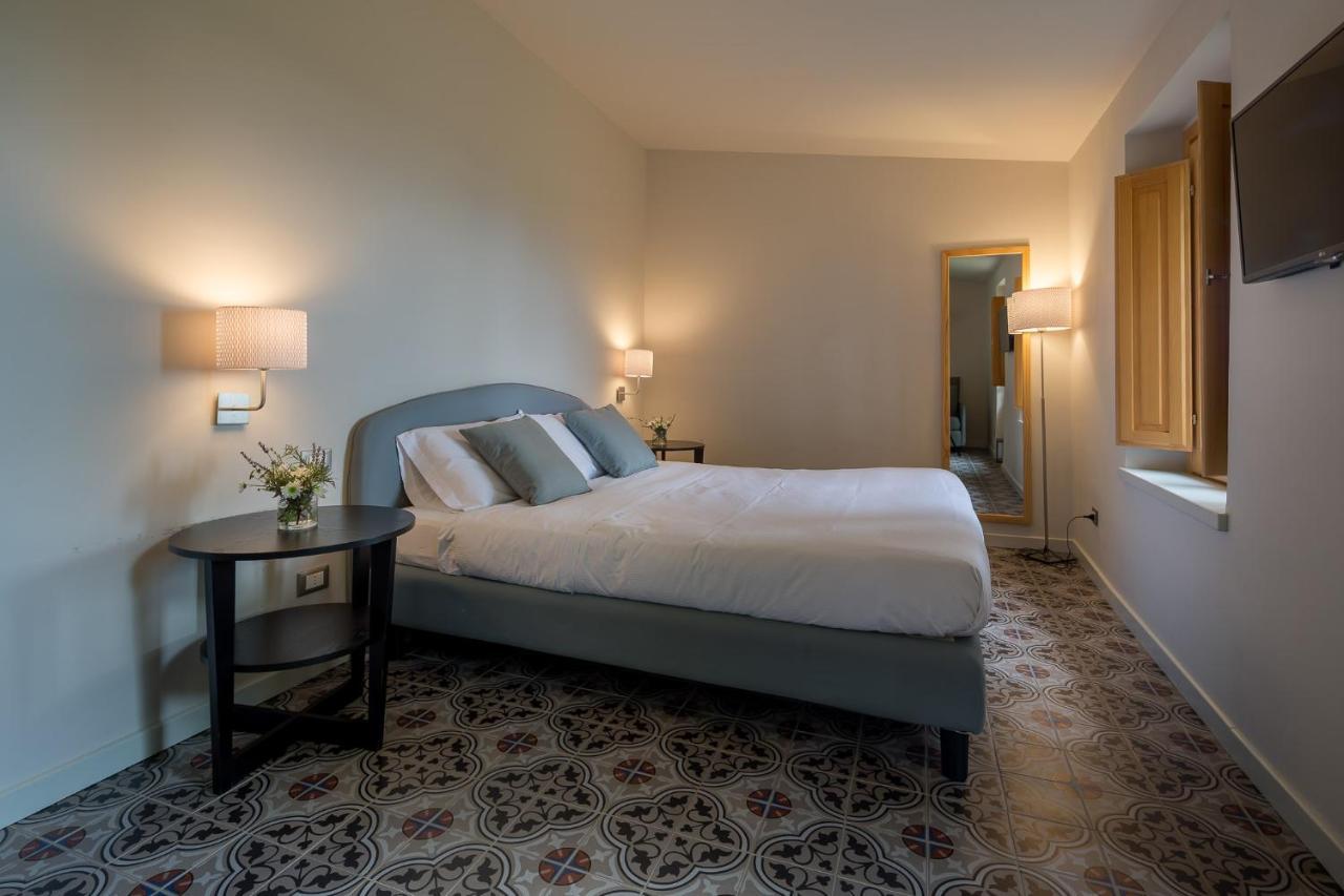 Masseria Agriturismo Torre Di Albidona Требизаче Екстериор снимка